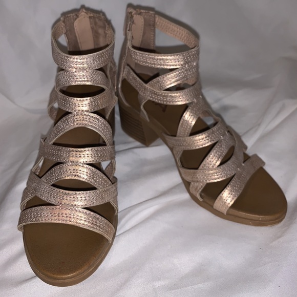 mia metallic sandals